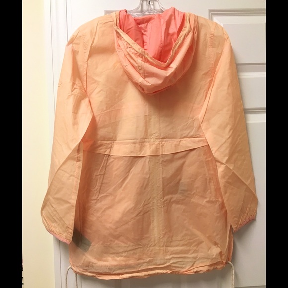 Pretty NWT Burton packable wind/rain jacket! - Picture 9 of 12